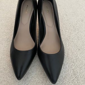 Black Pointed Toe Heels
